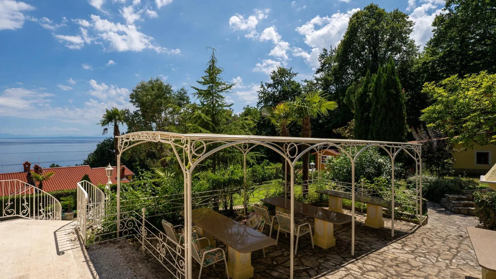 Villa Mona Lisa Lovran - Croatia 0*,  קרואטיה