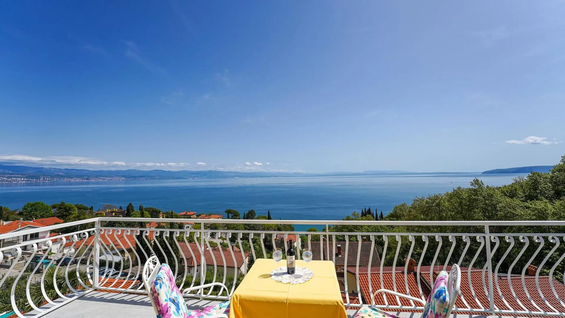 Villa Mona Lisa Lovran - Croatia Apartament